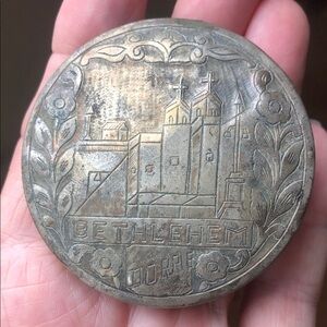 Antique RARE Israel Bethlehem silver compact engraved